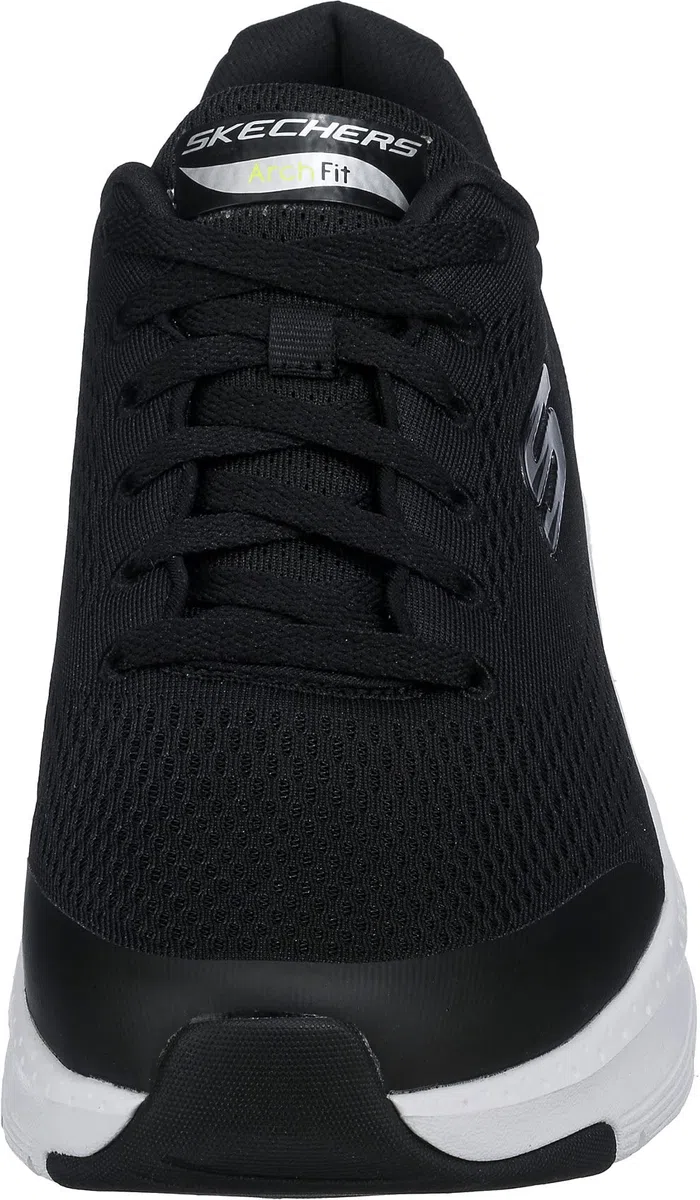 Skechers