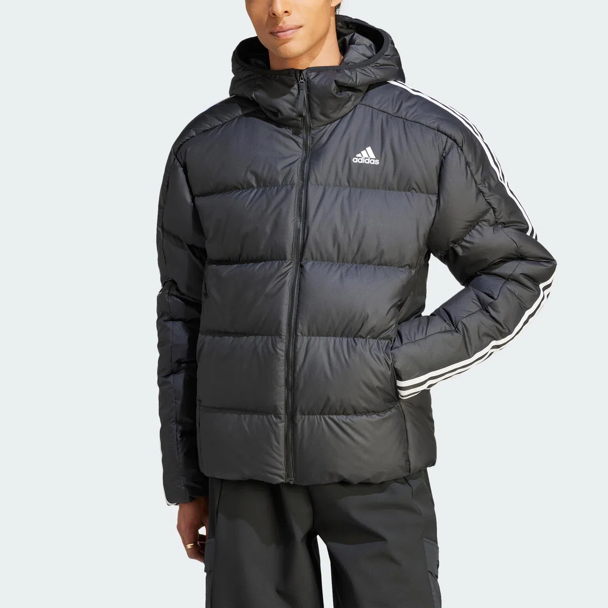 adidas Herren Essentials Midweight Down Hooded Stripes Jacket Daunenjacke (1er Pack)