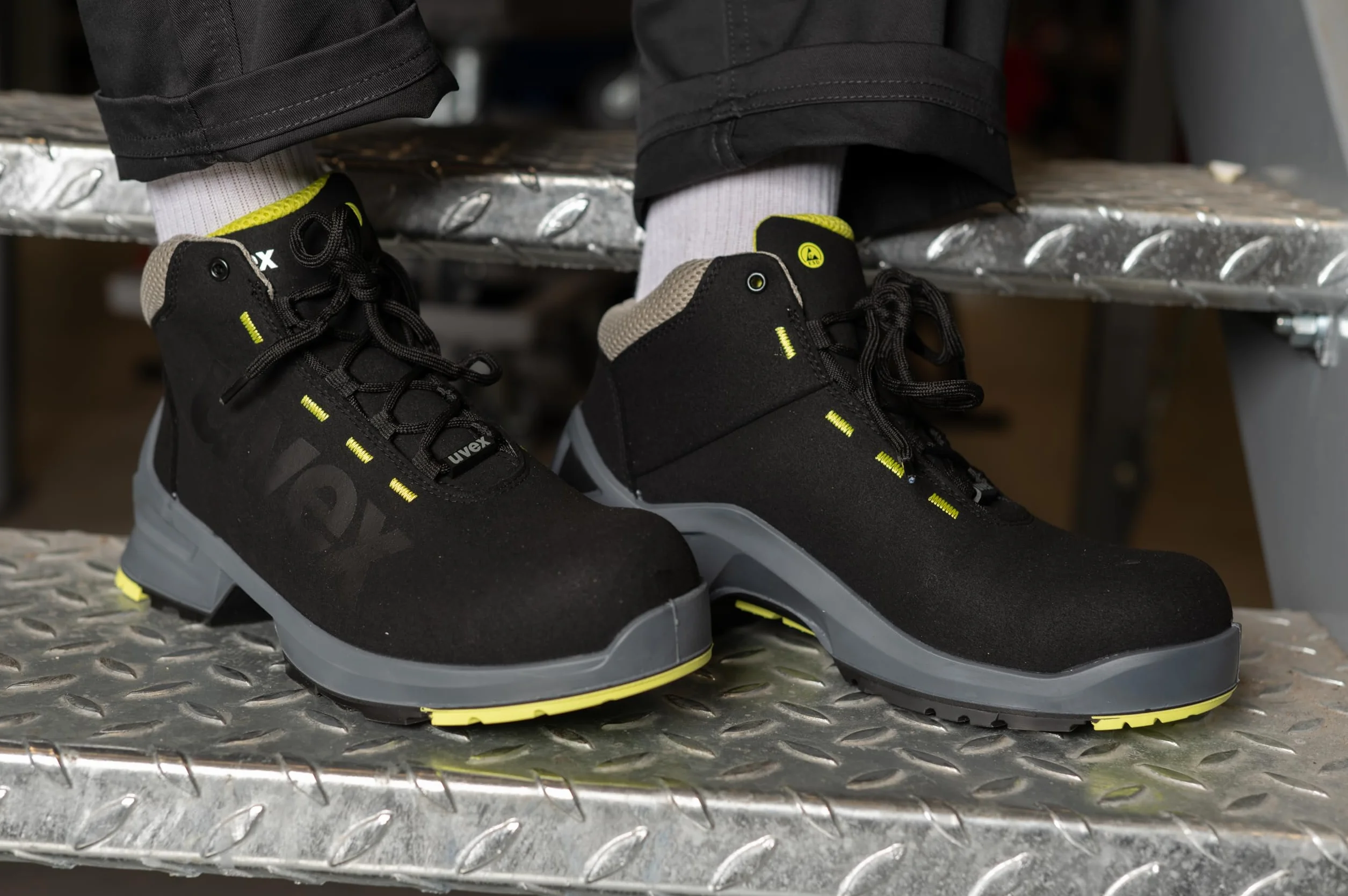 Uvex 1 Arbeitsstiefel - S2-Sicherheitsstiefel SRC ESD - Schwarz