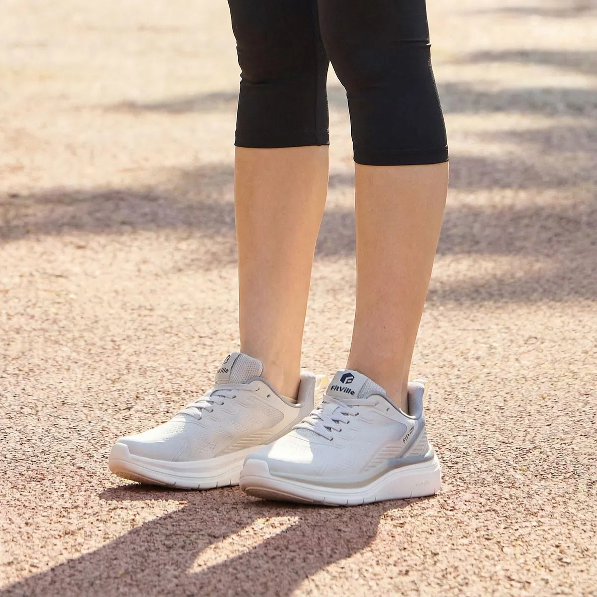 FitVille Extra Weit Sportschuhe Damen Walkingschuhe Leichte Joggingschuhe Atmungsaktiv Fitnessschuhe rutschfest Sneakers Bequeme Dämpfung Freizeitschuhe