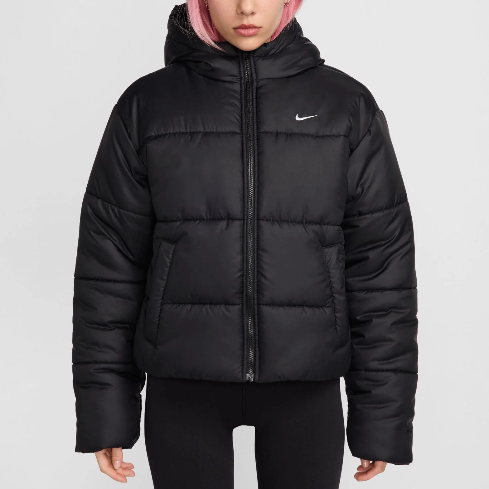 Nike Sportswear Classic Puffer Lockere Therma-FIT Jacke mit Kapuze für Damen, FZ5899